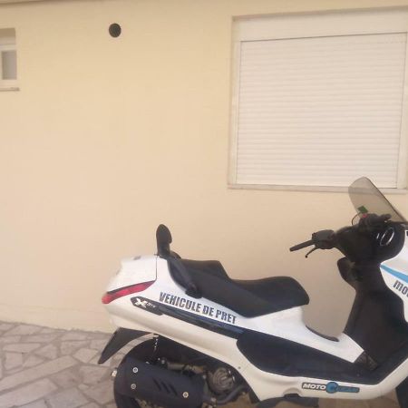Charmant Studio Climatise A 300M Du Port. Refait A Neuf. Μπαστιά Εξωτερικό φωτογραφία