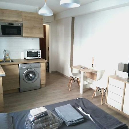 Charmant Studio Climatise A 300M Du Port. Refait A Neuf. Μπαστιά Εξωτερικό φωτογραφία